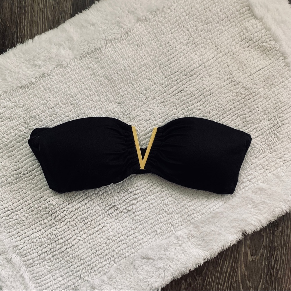 Victoria’s Secret V-Splice Hardware Bandeau Top